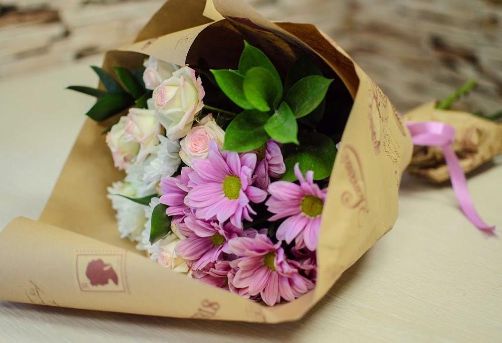 Букет цветов из: Розы и Хризантемы в Андреевке