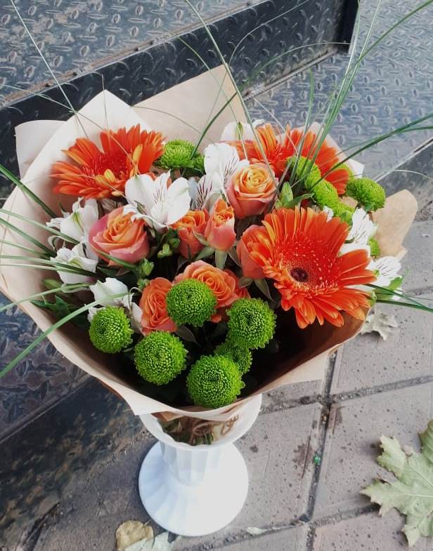 Букет цветов из: Герберы, Хризантемы, Альстромерии и Розы в Андреевке