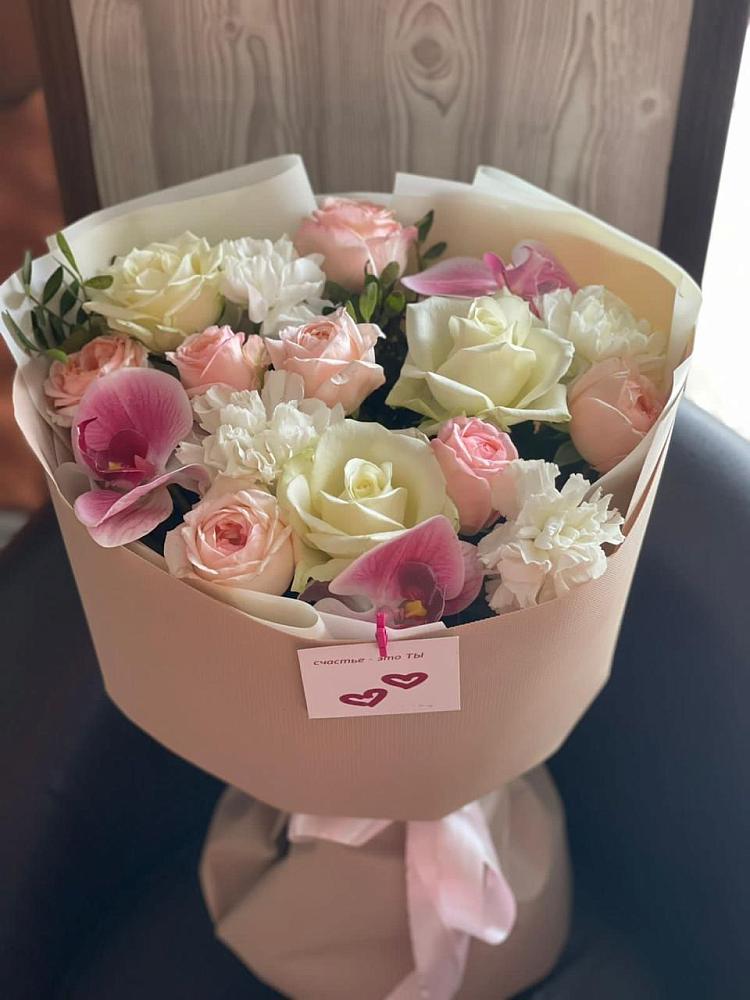 Букет цветов из: Орхидеи, Розы и Гвоздики в Андреевке