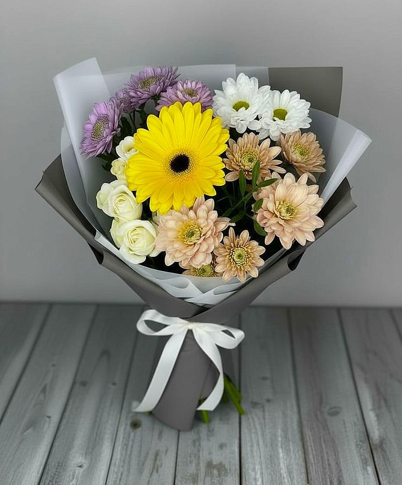 Букет цветов из: Розы, Герберы и Хризантемы в Андреевке