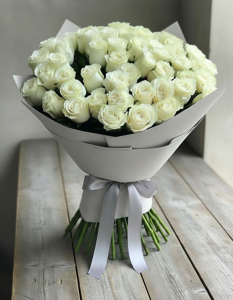 Букет 35 Белых роз в Андреевке
