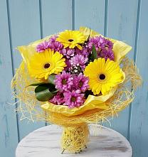Букет цветов из:  Хризантемы и Герберы в Андреевке