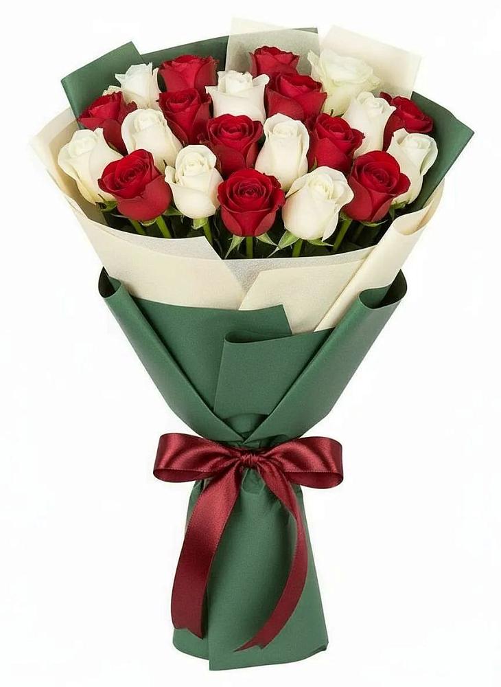 Букет Микс из красных и белых роз в Андреевке