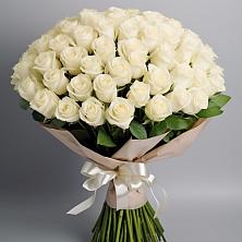 Букет 101 беля роза Белоснежка в Андреевке