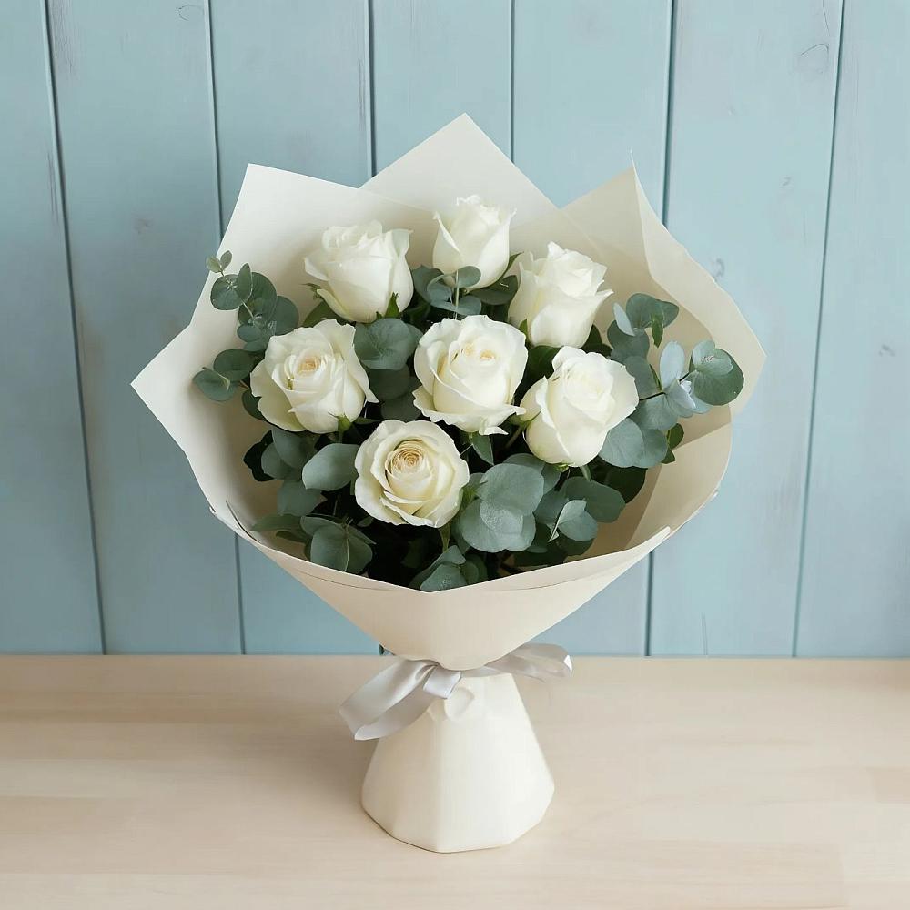 Букет Белые розы в Эвкалипте в Андреевке