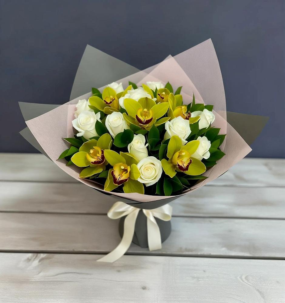 Букет цветов из: Орхидеи и Розы в Андреевке